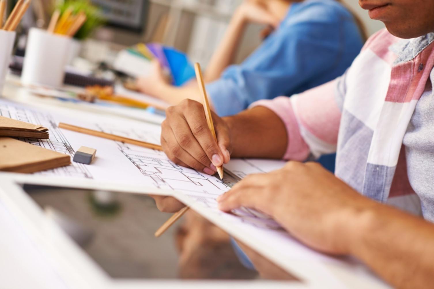 Ambiente di lavoro dedicato al prototipaggio di giochi mobile presso olmyrathos a Verona